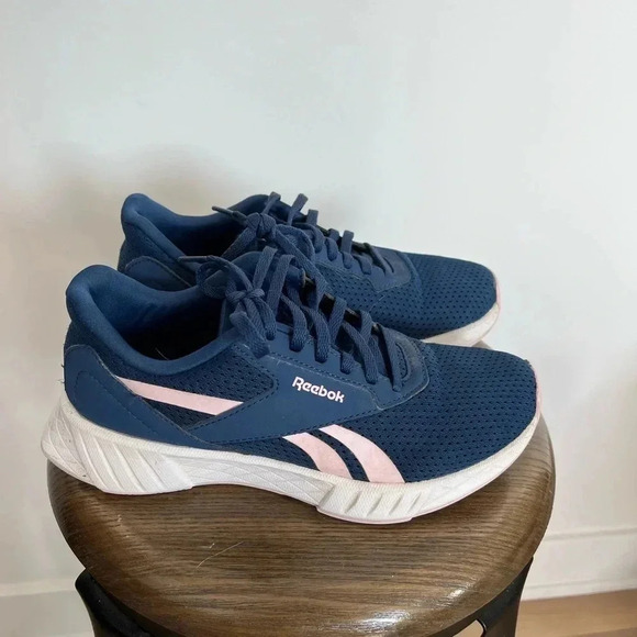 Reebok navy blue and  pink running shoes - Picture 8 of 9